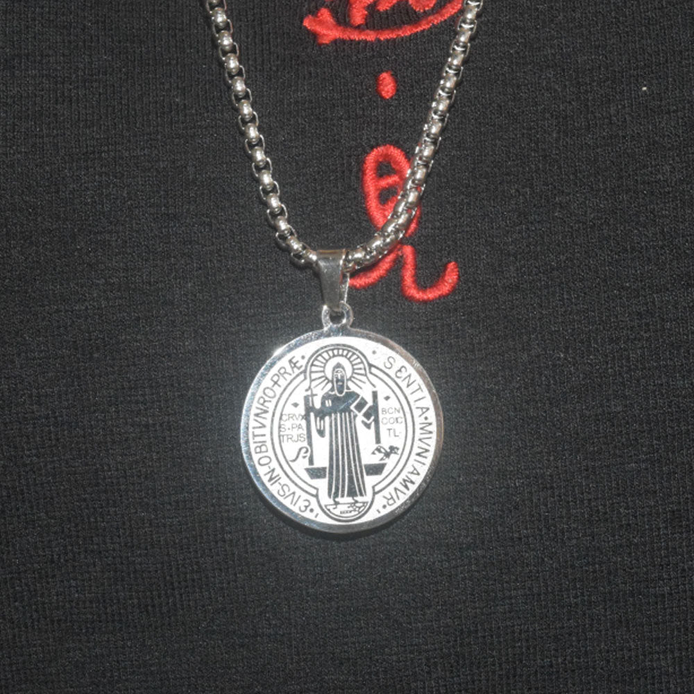 vintage stainless steel 2.45cm diameter saint benedict medal coin charm pendant necklace jewelry