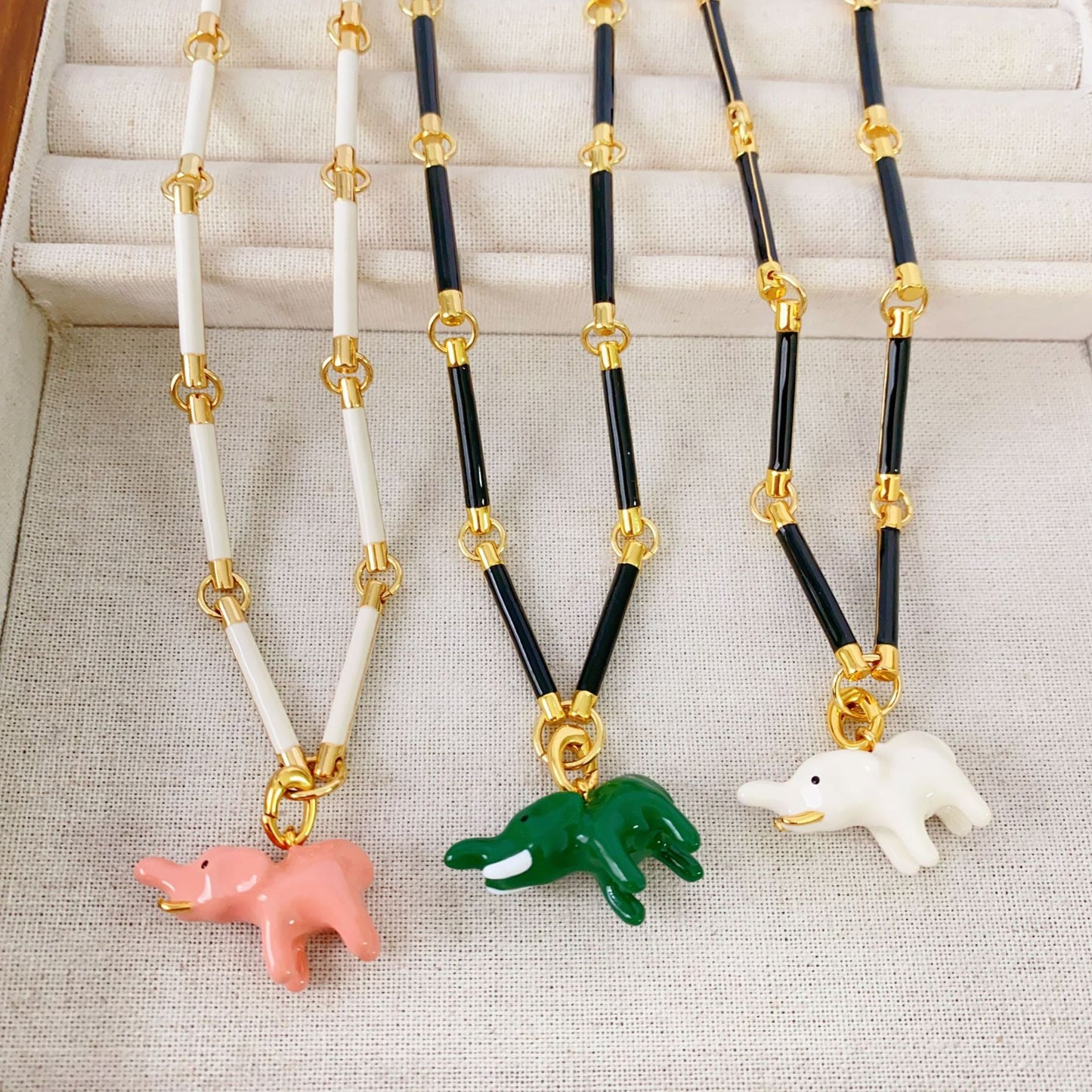 Quake E-commerce 2026 New Arrivals Treding Black Enamel Glaze Cylinder Beads Chain Elephant Pendant Necklace Jewelry for Women