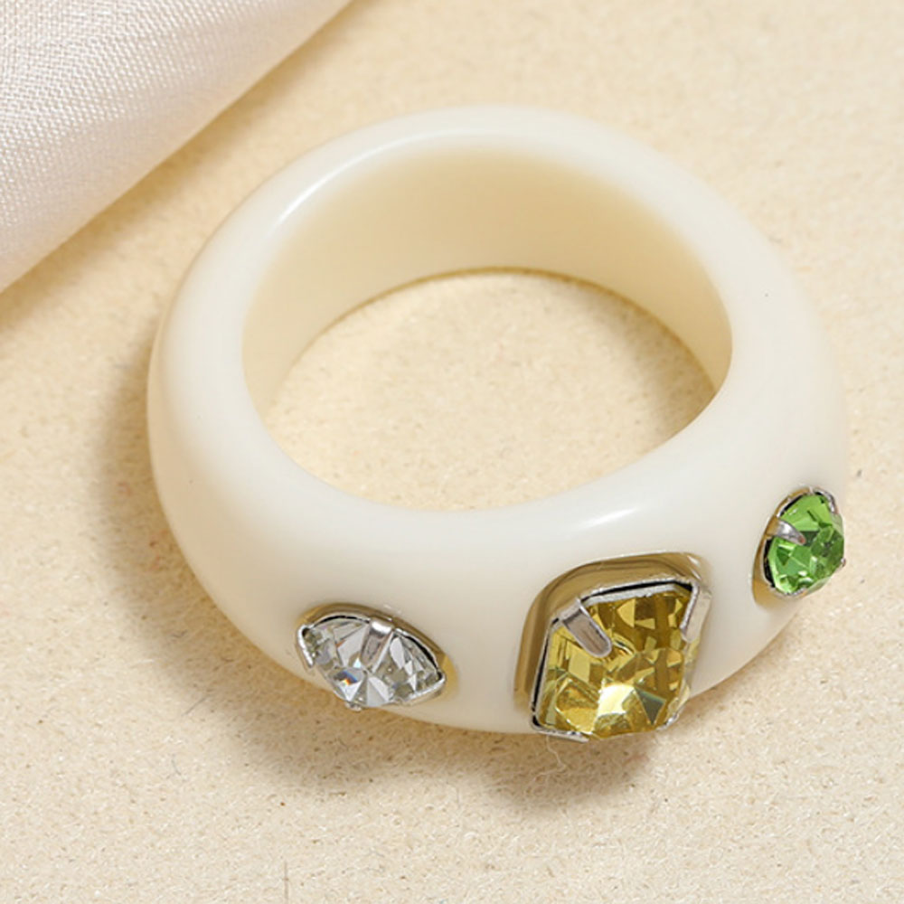 Korean style punk design plastic acrylic resin rhinestone beads paving finger rings jewelry unisex