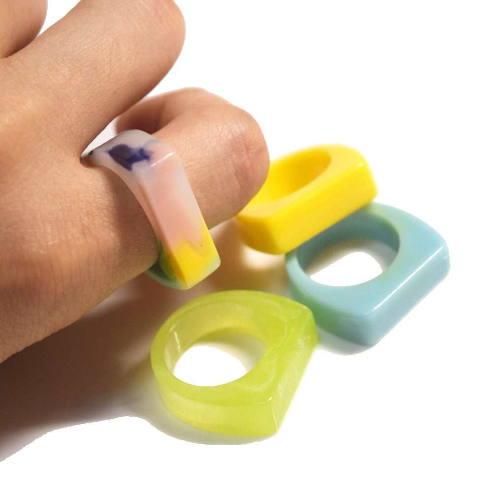 Korean style Classic punk design plastic acrylic resin finger ring women kids rings jewelry unisex