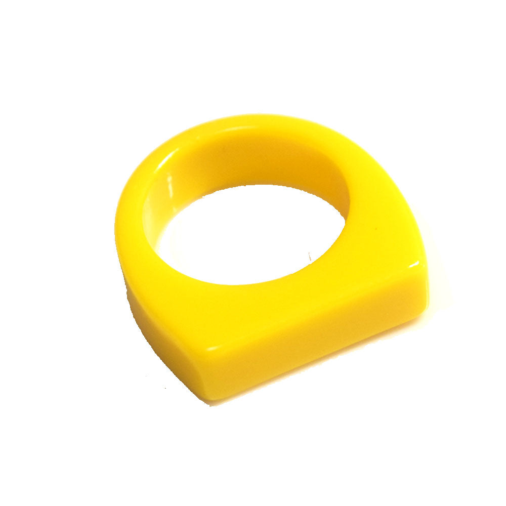 Korean style Classic punk design plastic acrylic resin finger ring women kids rings jewelry unisex