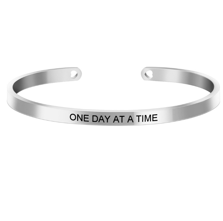 custom wholesale stainless steel open cuff engraving inspiration words bracelet jewelry women