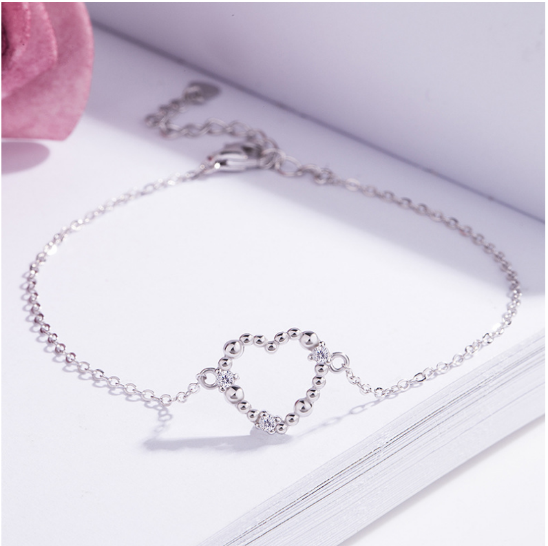 modern minimalist jewelry sterling silver heart pendant earings bracelet ring and necklace set for bridesmaid or daily wearing