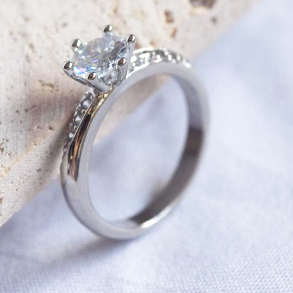 wholesale fashion copper alloy zircon bead wedding party finger ring jewelry unisex men and women China Manufacturer Supplier
