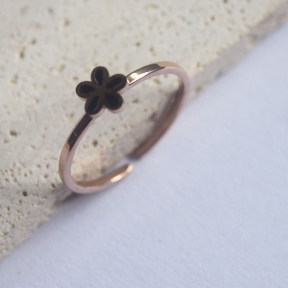 wholesale fashion stainless steel flower charm open cuff finger ring women China manufacturer Supplier factory price