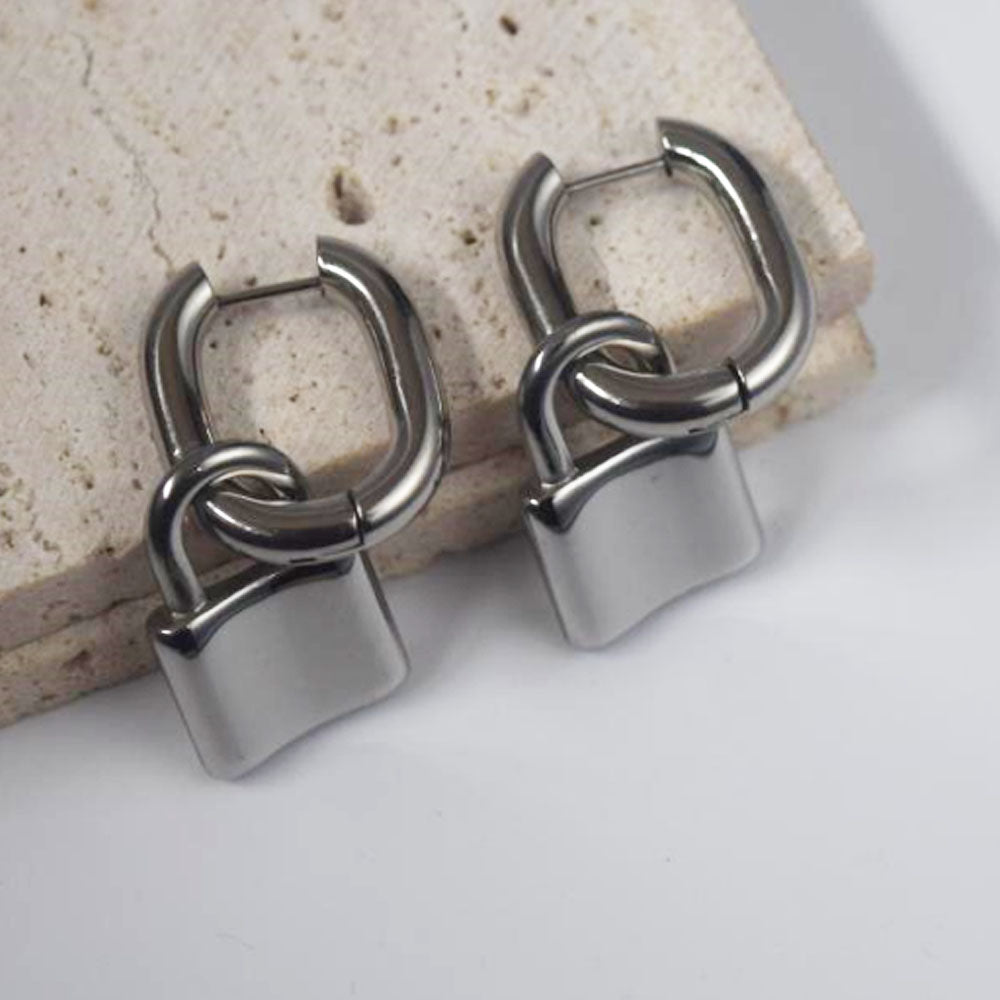wholesale trendy waterproof fashion lock statement stainless steel fine gold plated dangle drop earrings jewelry for women