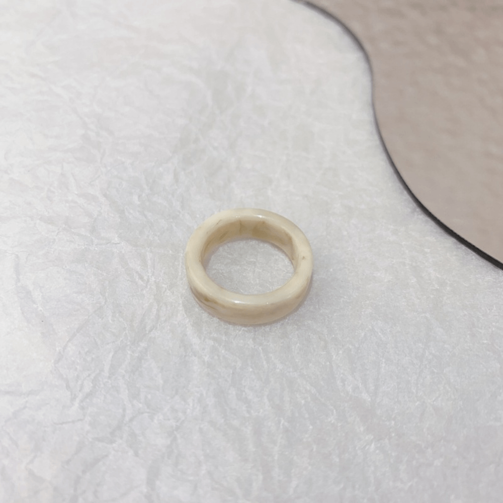 Wholesale Korean style chunky design open cuff resizable candy color blank plastic acrylic resin finger ring jewelry unisex