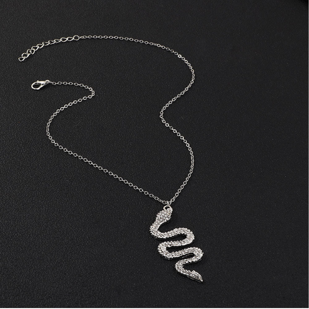 trendy fashion women alloy cheap gold plated rhinestone snake pendant necklace jewelry