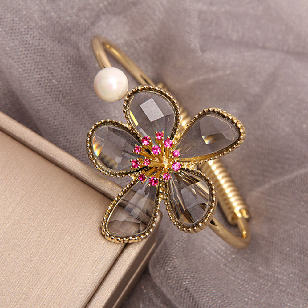 fashion brass with 18k gold plated glass crystal daisy flower charm open cuff bracelet bangle women