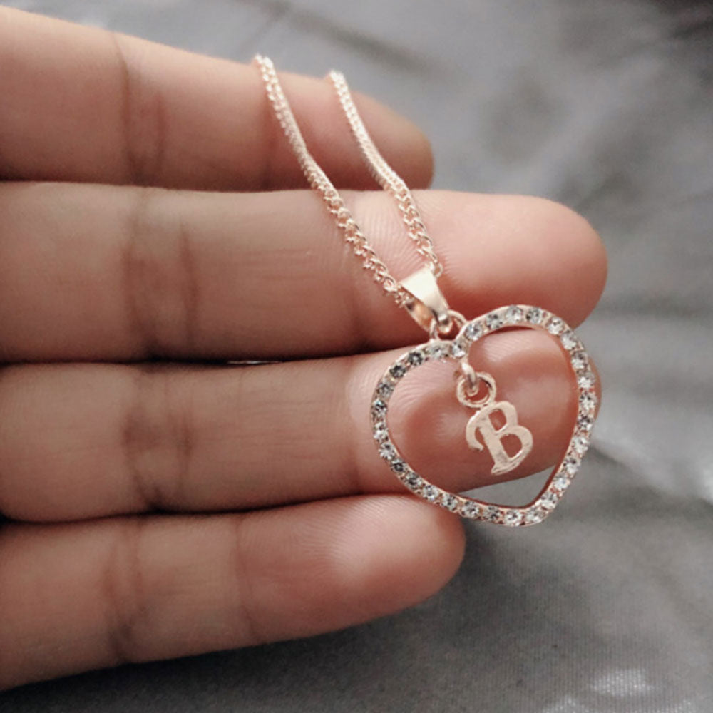 Trendy fashion Alloy classic gold rose love heart 26 alphabet necklace zircon jewelry diamond initial alphabet necklace