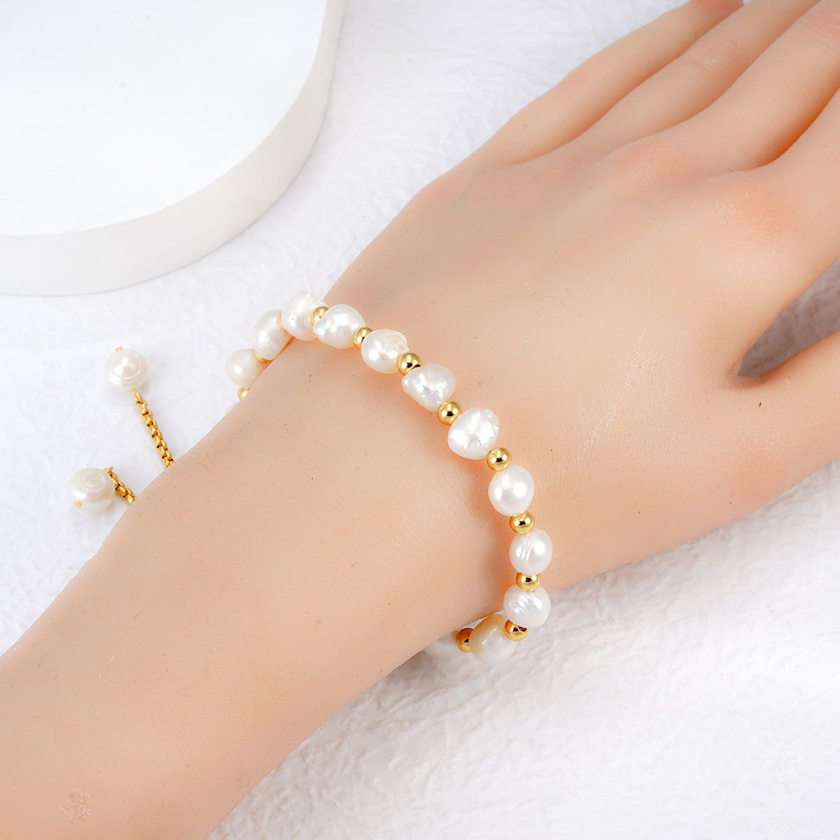 Fashion Trendy Delicate Genuine Freshwater Pearl Beads Bracelet Jewelry Adjustable Unisex for Women Men