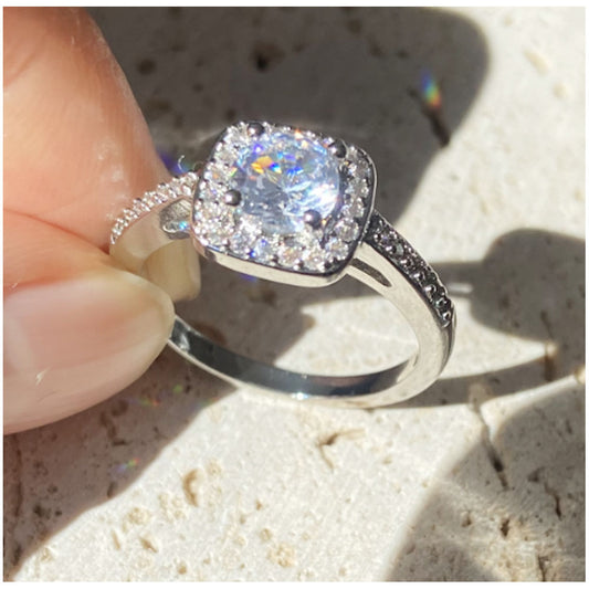 wholesale fashion copper alloy zircon bead wedding party shiny glitter finger ring jewelry women China Manufacturer Supplier