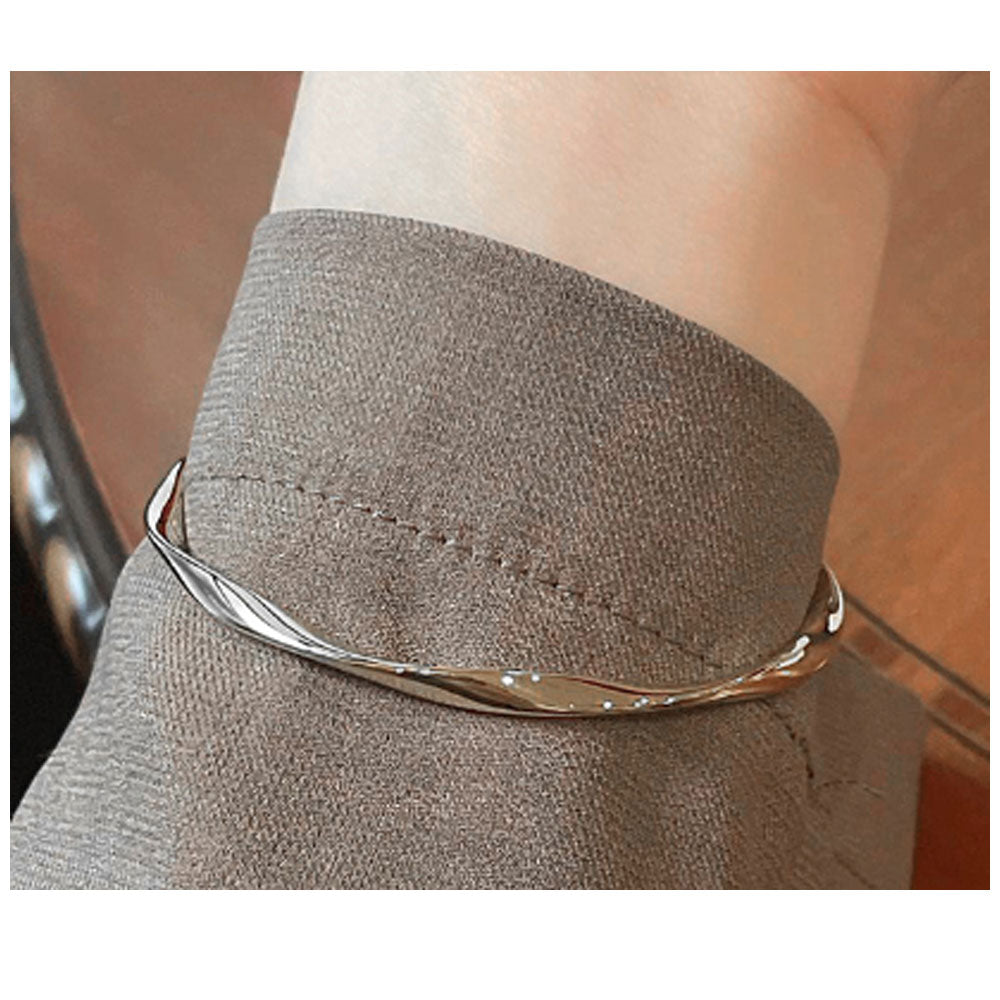 wholesale high quality Mobius band stainless steel 18k gold plated bangle bracelet jewelry woman china supplier